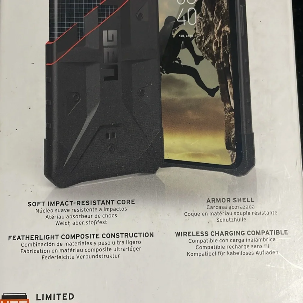 IPhone 13 Pro Urban Armor Gear Case